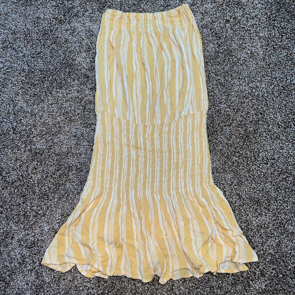 Yellow romper, boutique, small